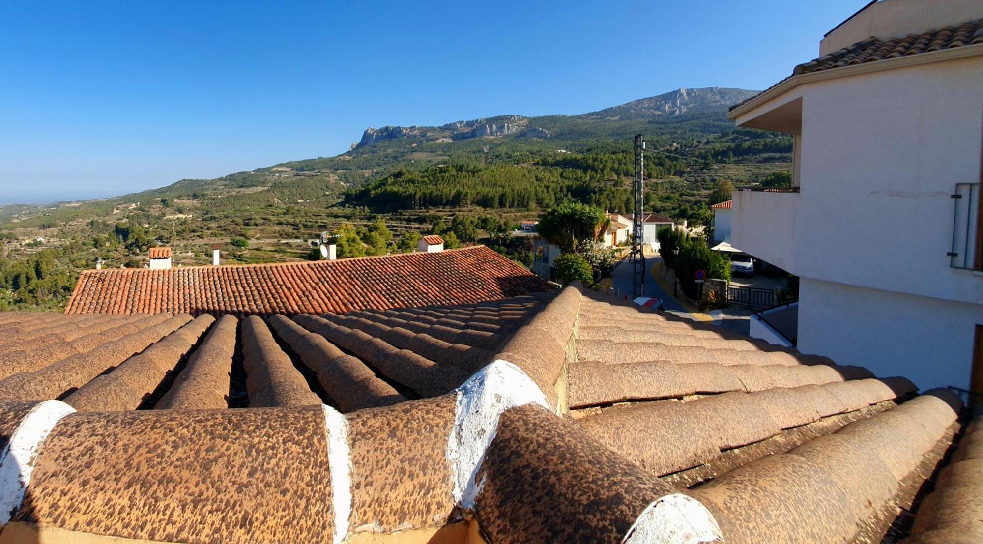 Atico Guadalest Rooftop Apartment With 360º Views And Art Eksteriør bilde
